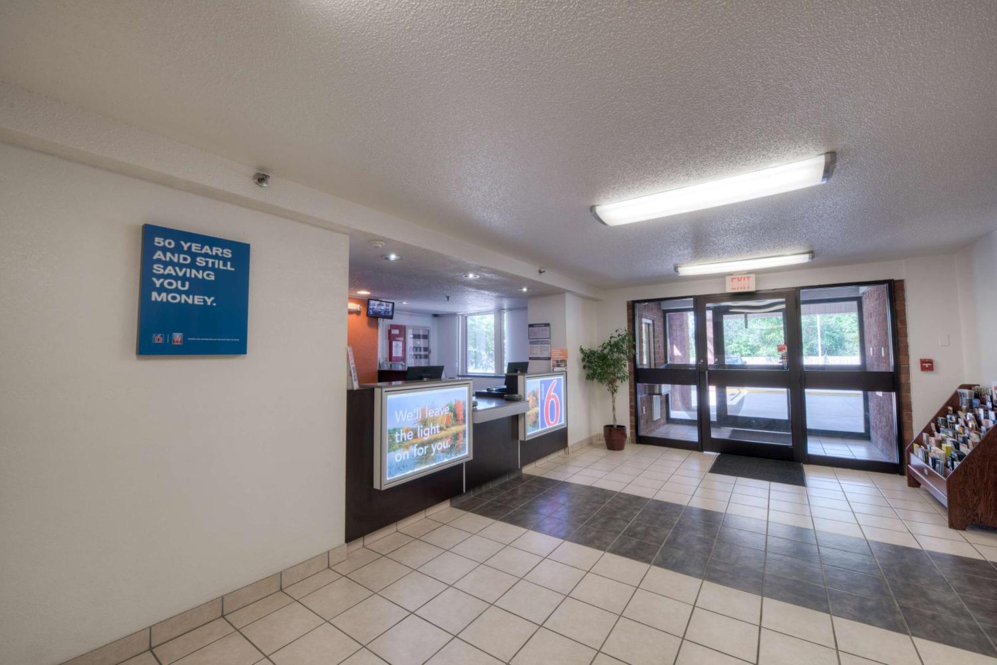 Motel 6-Branford, Ct - New Haven Buitenkant foto