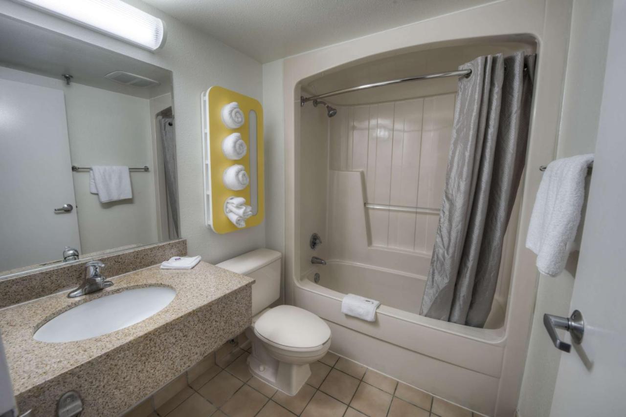 Motel 6-Branford, Ct - New Haven Buitenkant foto